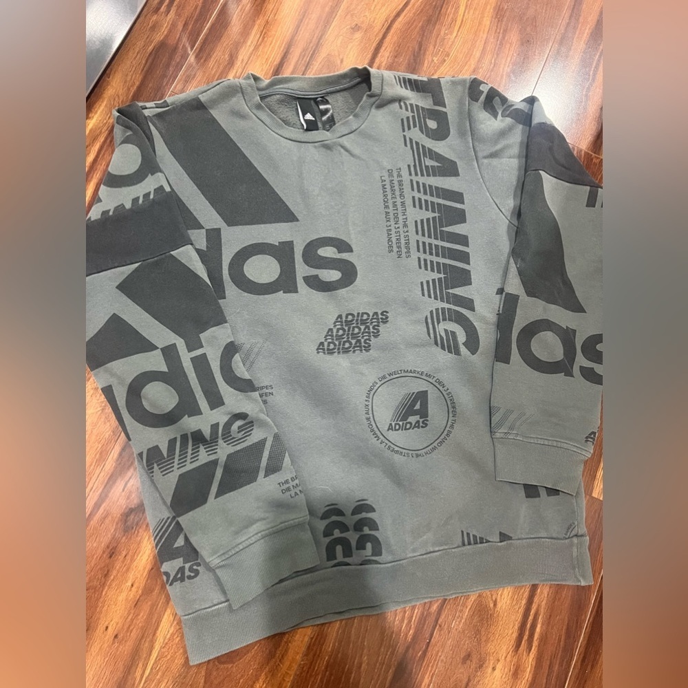 Adidas crewneck sweatshirt dark gray